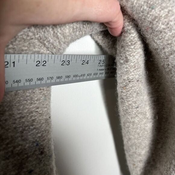 Elegance Seiler Cardigan Sweater Womens Medium (38) Pure New Wool Heart Buttons - Picture 5 of 16